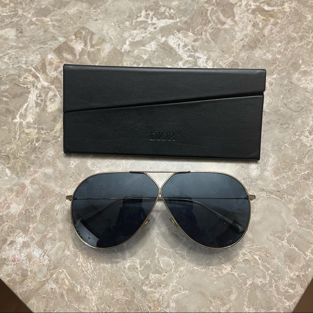Women Christian Dior aviator sunglasses